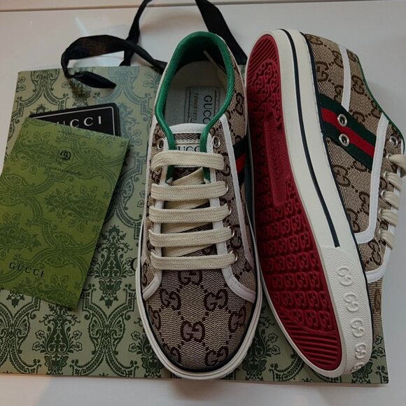 Gucci Women's multi Trainers - Picture 1 of 6